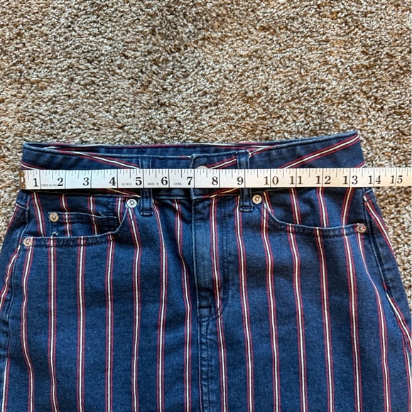 American Eagle Womens Red Stripped Stretch Jean Denim Mini Skirt Distressed - Picture 4 of 8